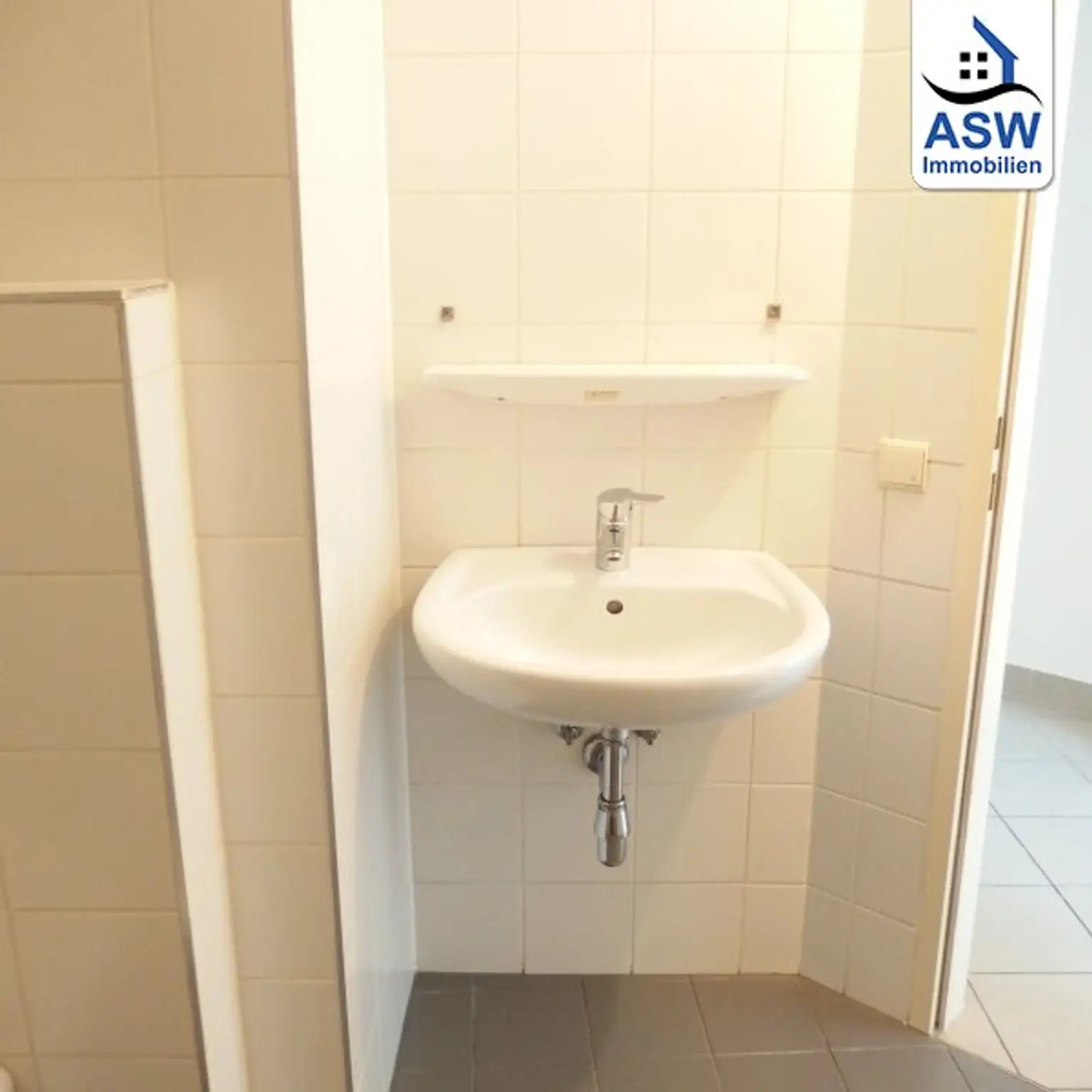 Wunderschöne Garconnière in U-Bahn-Nähe (U4)