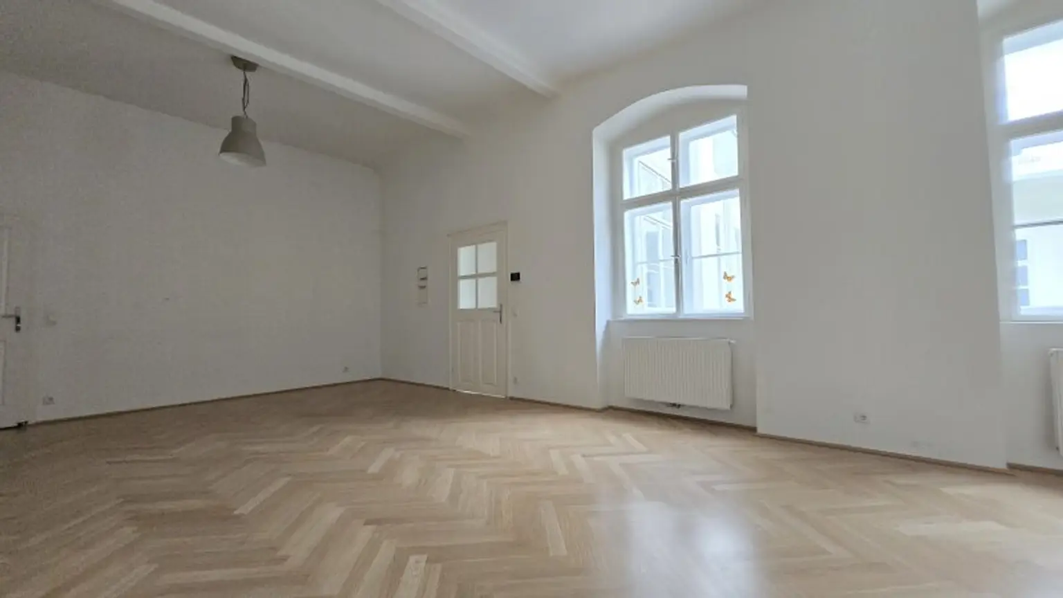 Traumhafte 2-Zimmer-Altbauwohnung in super zentraler Innenstadtlage