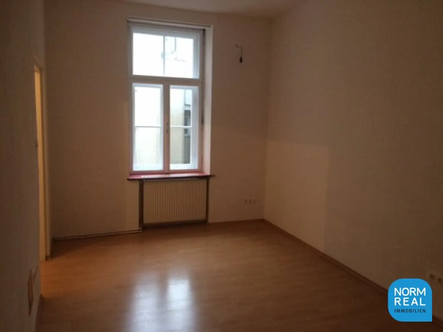 Zimmer hofseitig