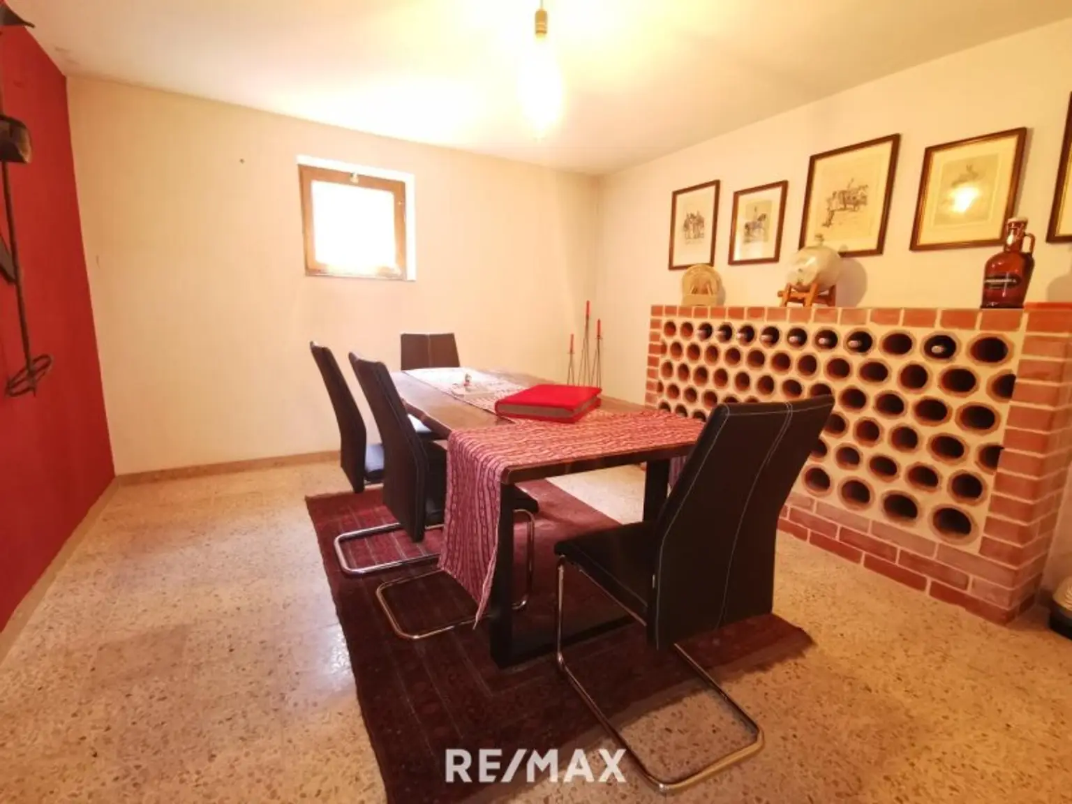 EINFAMILIENHAUS MIT ZWEITWOHNSITZWIDMUNG