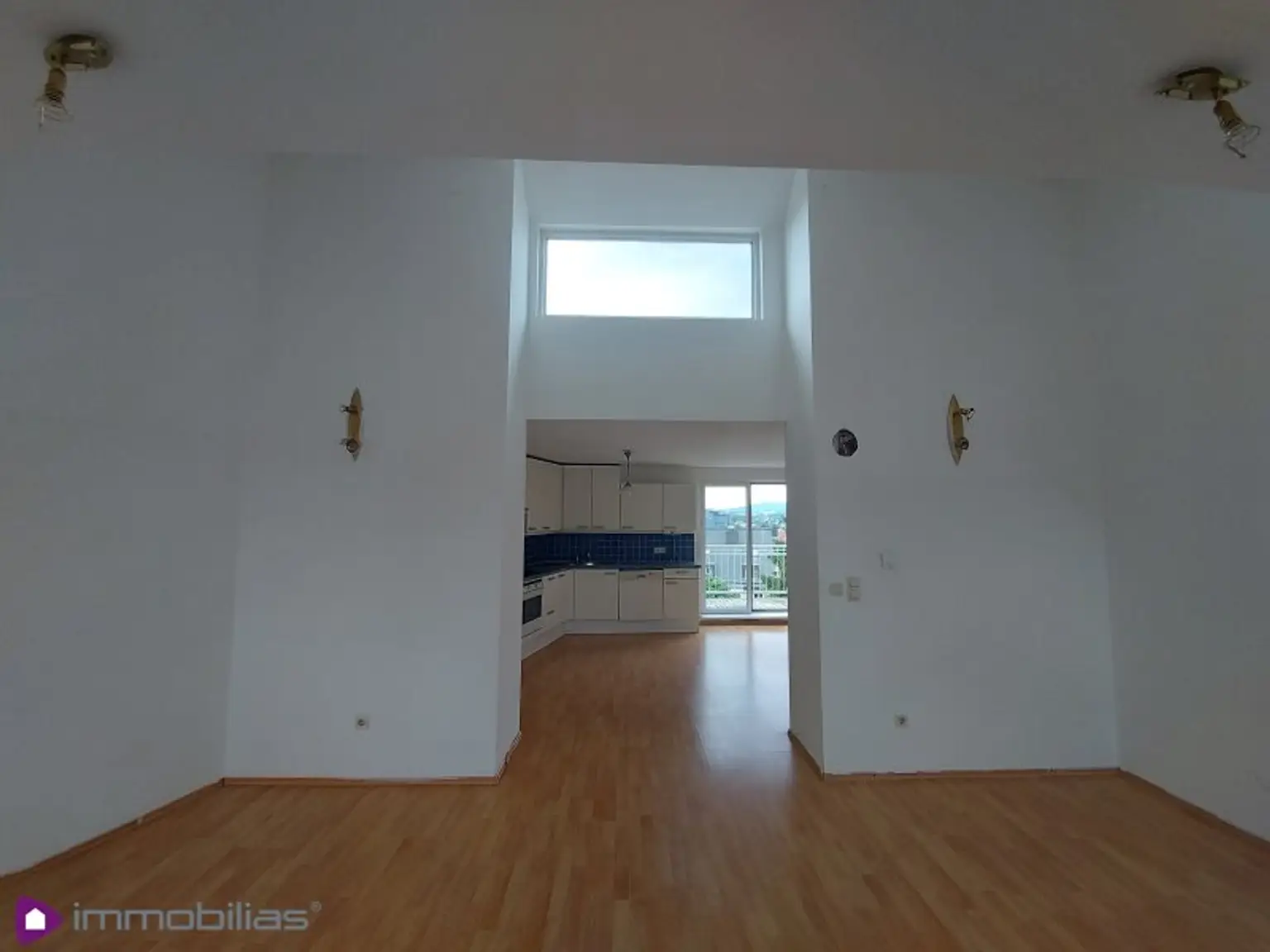 Blick von der Dachterrasse in die Ferne....