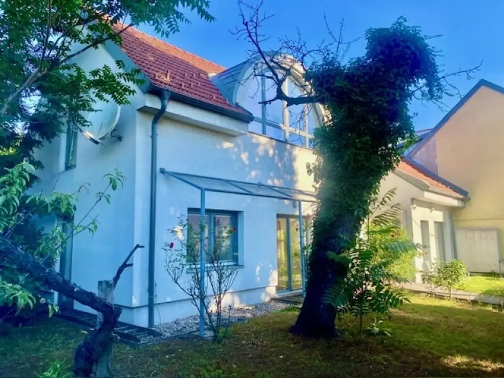 EIGENHEIM mit Garten- ELEGANTE 3-4-Zimmer-Eigentums-Wohnung in Top Lage von STAMMERSDORF!