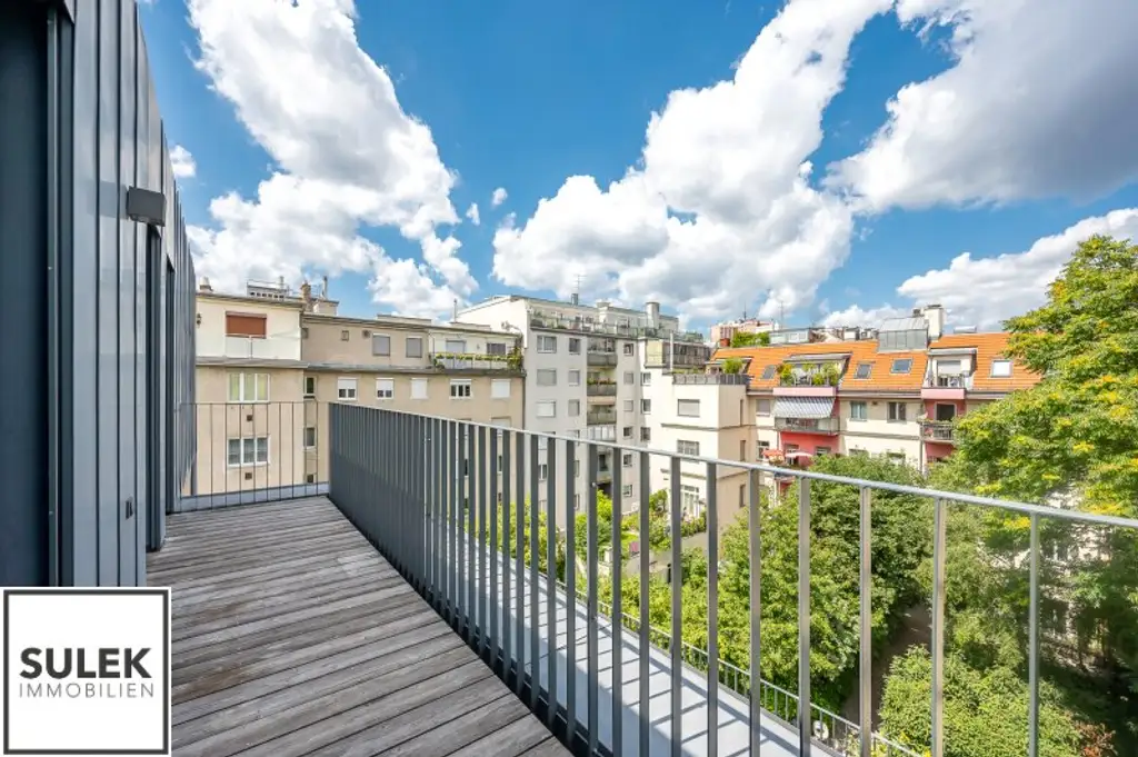 Einzigartige DG-Wohnung mit Loft-Charakter und Terrassen (rd. 165m²) inkl. atemberaubendem Fernblick