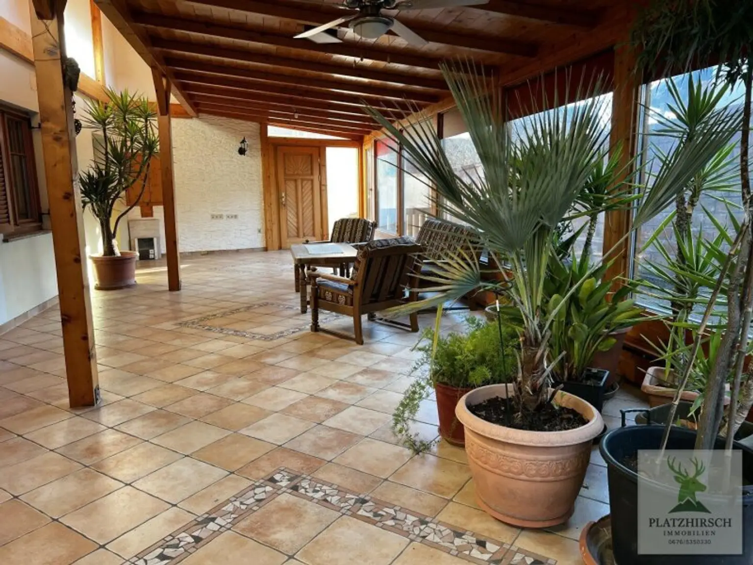 Einzigartiges Liebhaberobjekt mit toskanischem Flair, riesigem Garten, herrlichem Wintergarten, in Prottes - 35 Min von Wien - 8 Minuten von Gänserndorf