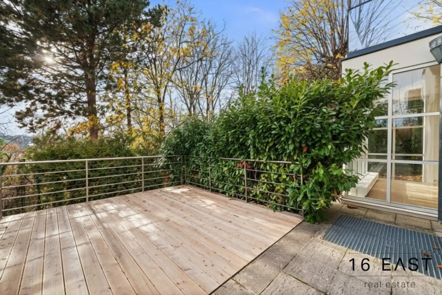 Exklusive 5-Zimmer Garten-Maisonette in Grünruhelage mit Fernblick und Garage