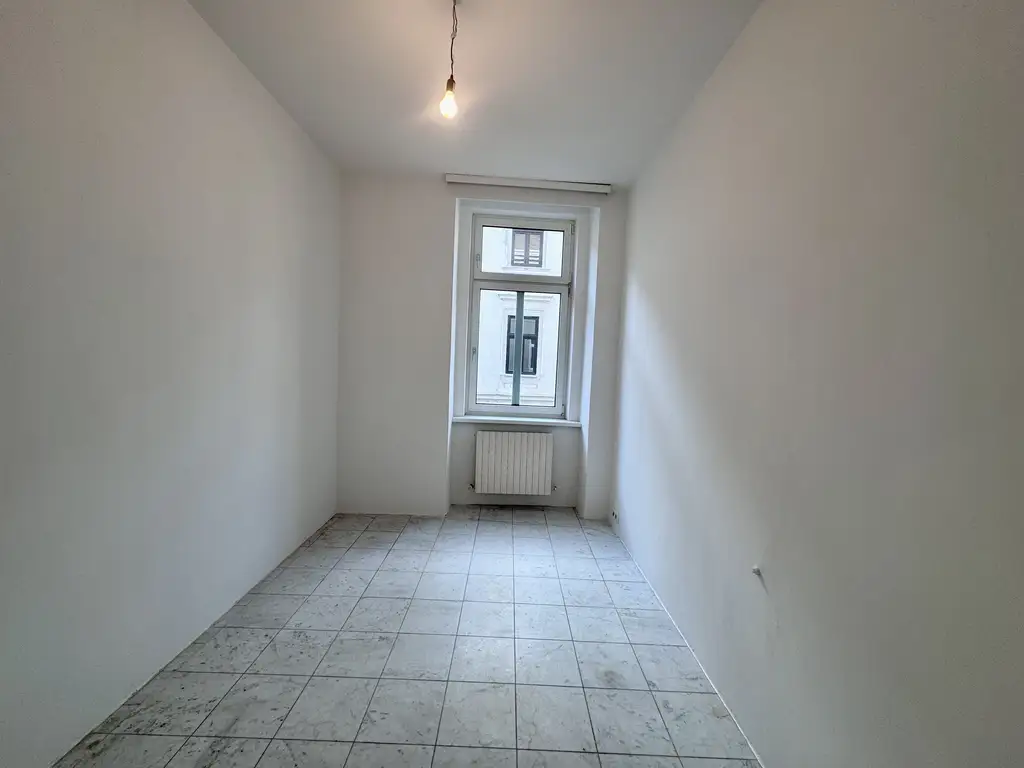 ALTBAUWOHNUNG NÄHE MARIAHILFER STRAßE - CHARMANTE;HELLE ALTBAUWOHNUNG - IDEAL FÜR WG ODER FAMILIE!