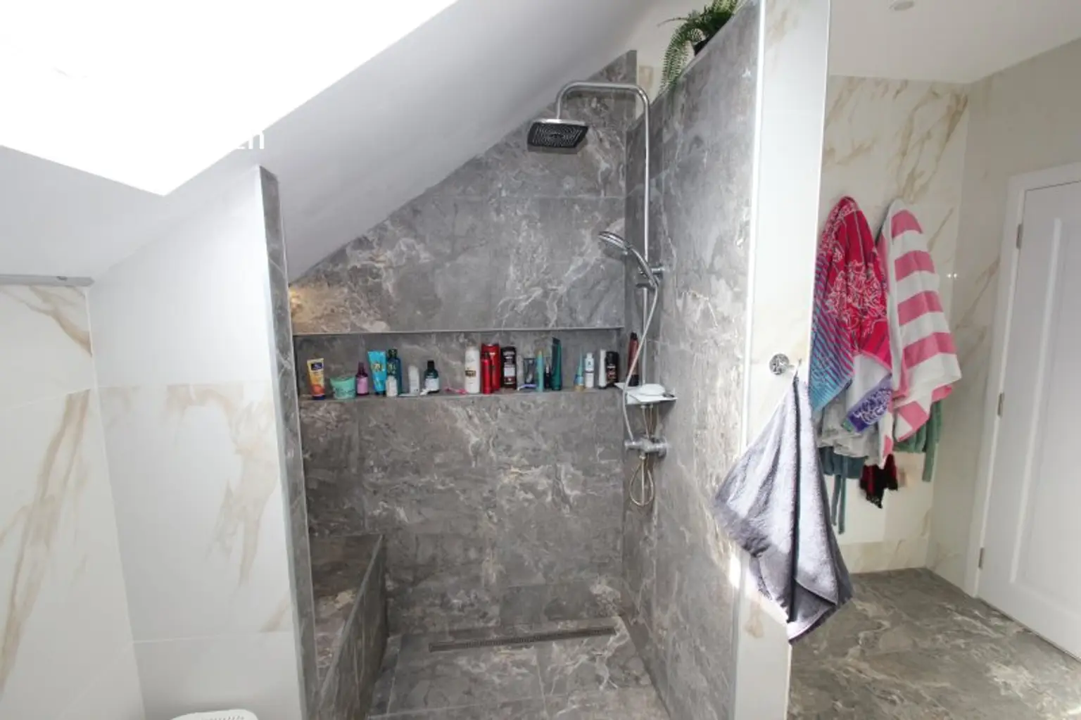 Badezimmer OG 3