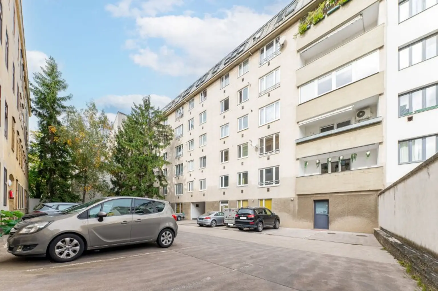 Nahe Schönbrunn! Hofseitige 2-Zimmer-Wohnung im 15. Bezirk zu vermieten!
