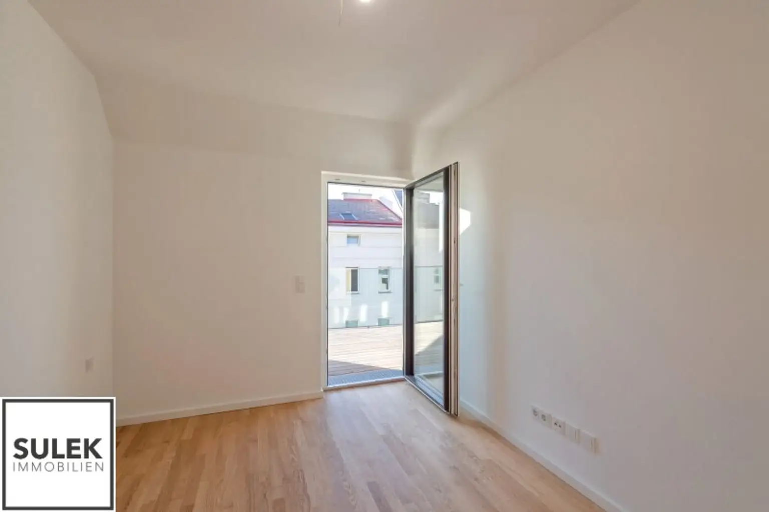 Luxuriöse 2-Zimmer Wohnung mit Terrasse ~ Abendsonne genießen ~ ab Neujahr verfügbar!