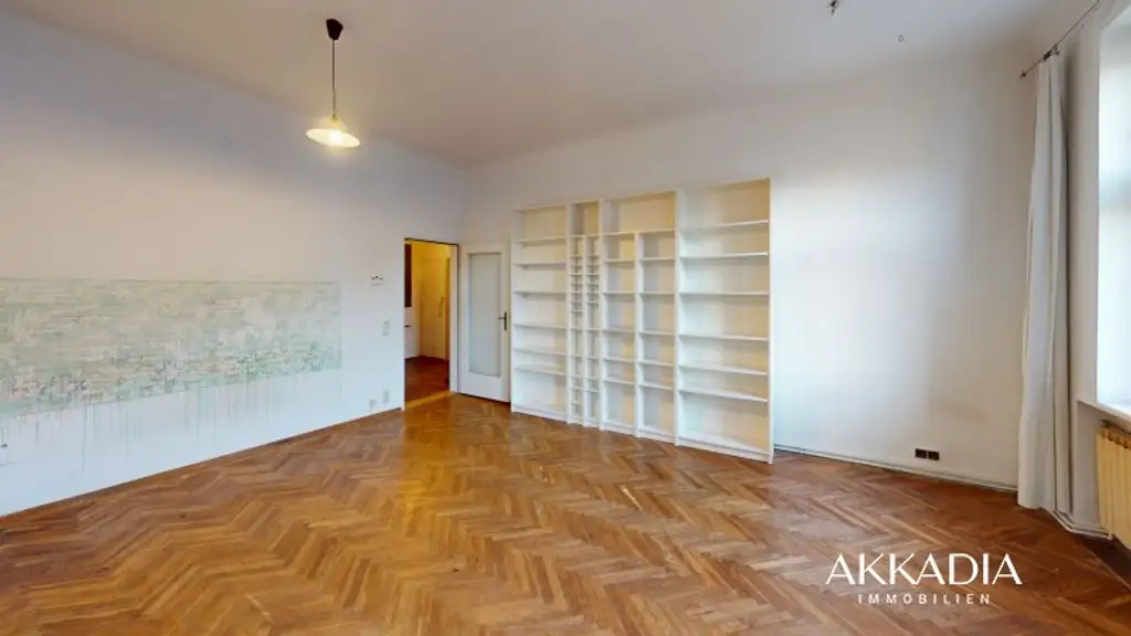 Lichtdurchflutete Altbauwohnung nahe künftiger U5