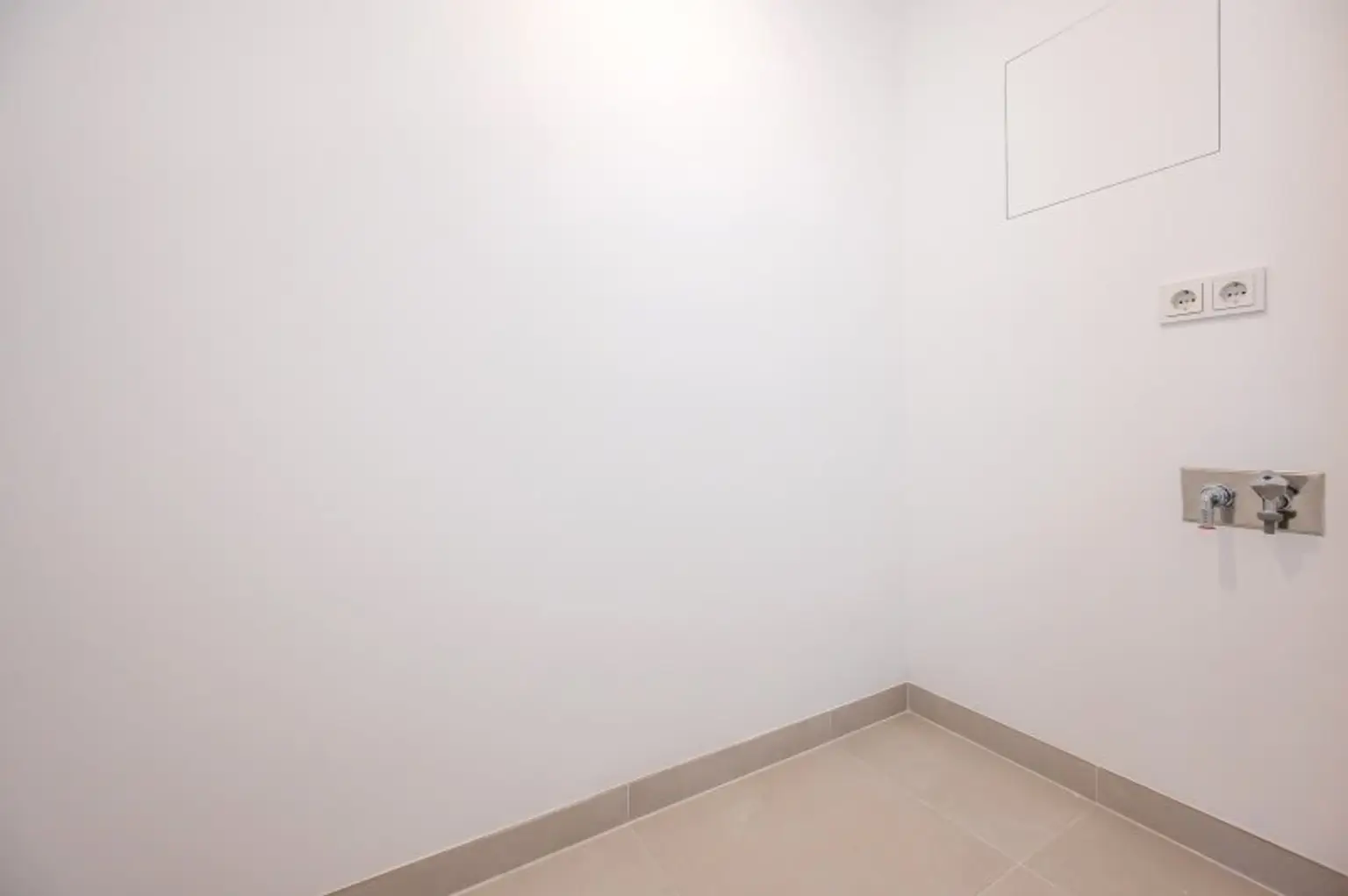 EDUART-Die Kunst des Wohnens: Hochwertiger 2-Zimmer ZWEITBEZUG mit ca. 6m² Balkon/Loggia! (6/7)