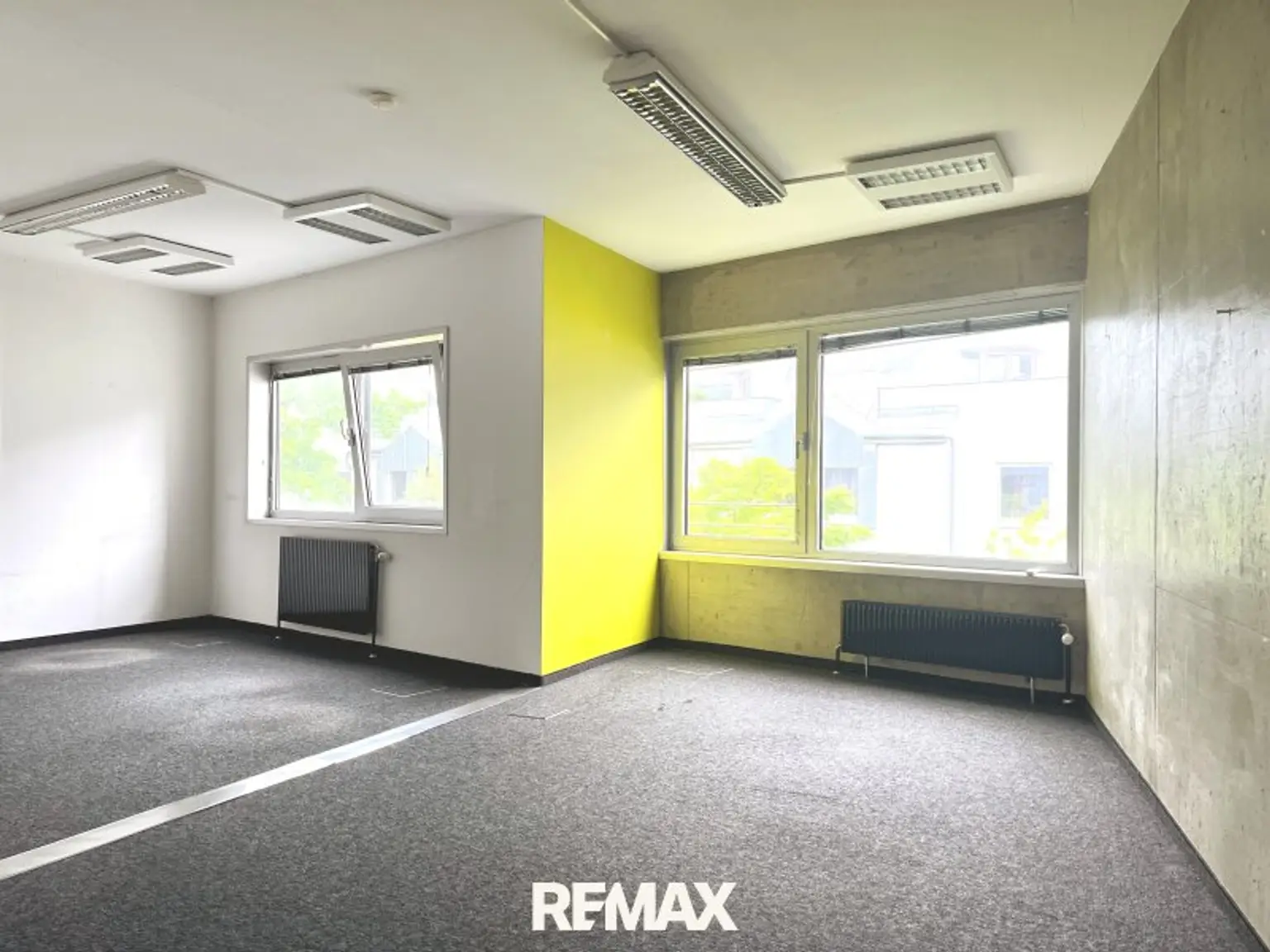 Modernes Praxishaus/ Bürohaus in Hietzing mit Garage & 4 Stellplätzen