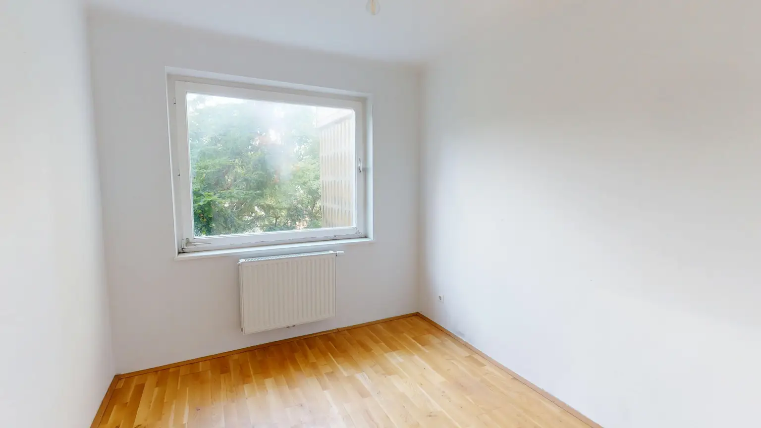Gemütliche 2-Zimmer-Wohnung mit Grünblick in Hietzing