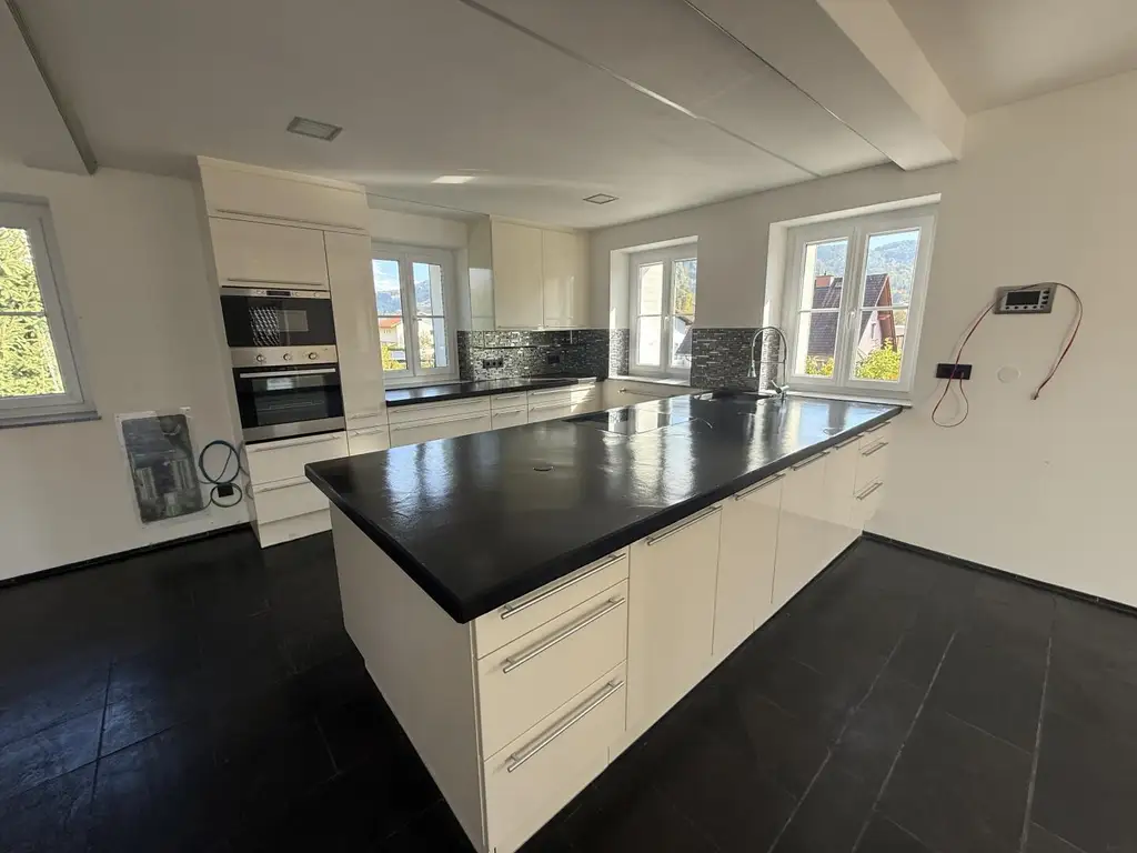 Provisionsfrei!! Großzügige Eigentumswohnung mit Garten, Terrasse & 2 Garagen in Gratwein-Straßengel