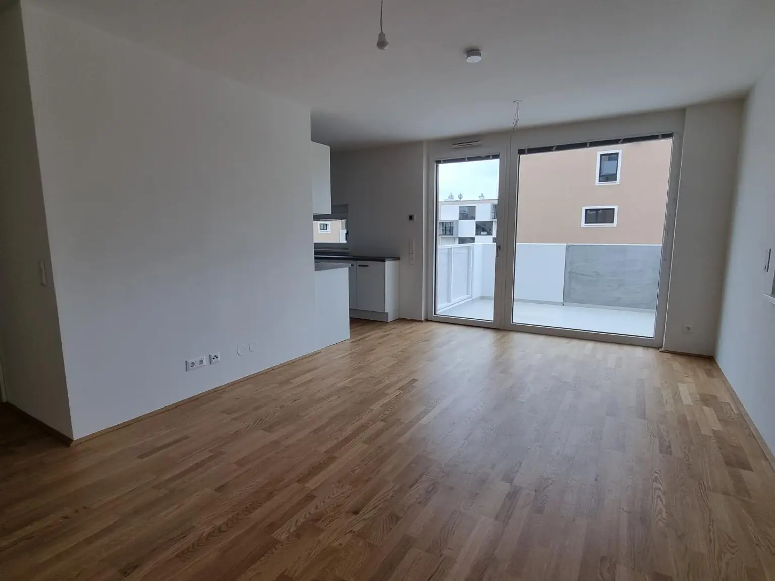 Moderne 2 Zimmer-Neubau-Mietwohnung mit Balkon und Tiefgaragenparkplatz in St. Pölten