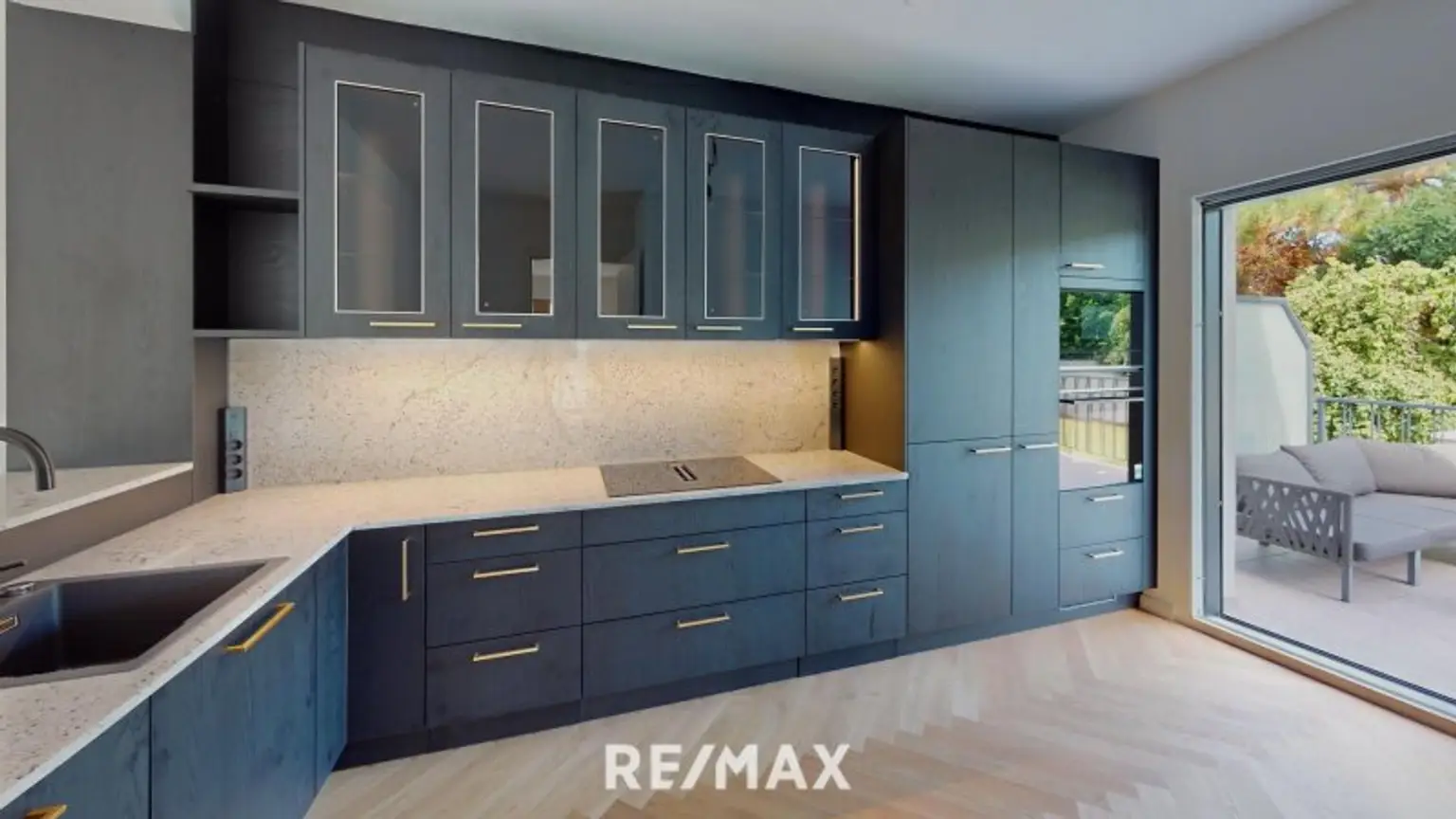 ETWAS GANZ BESONDERES Neuwertige Villa in Grün und Ruhelage mit gepflegtem Garten in privilegierter Lage Wien 1210