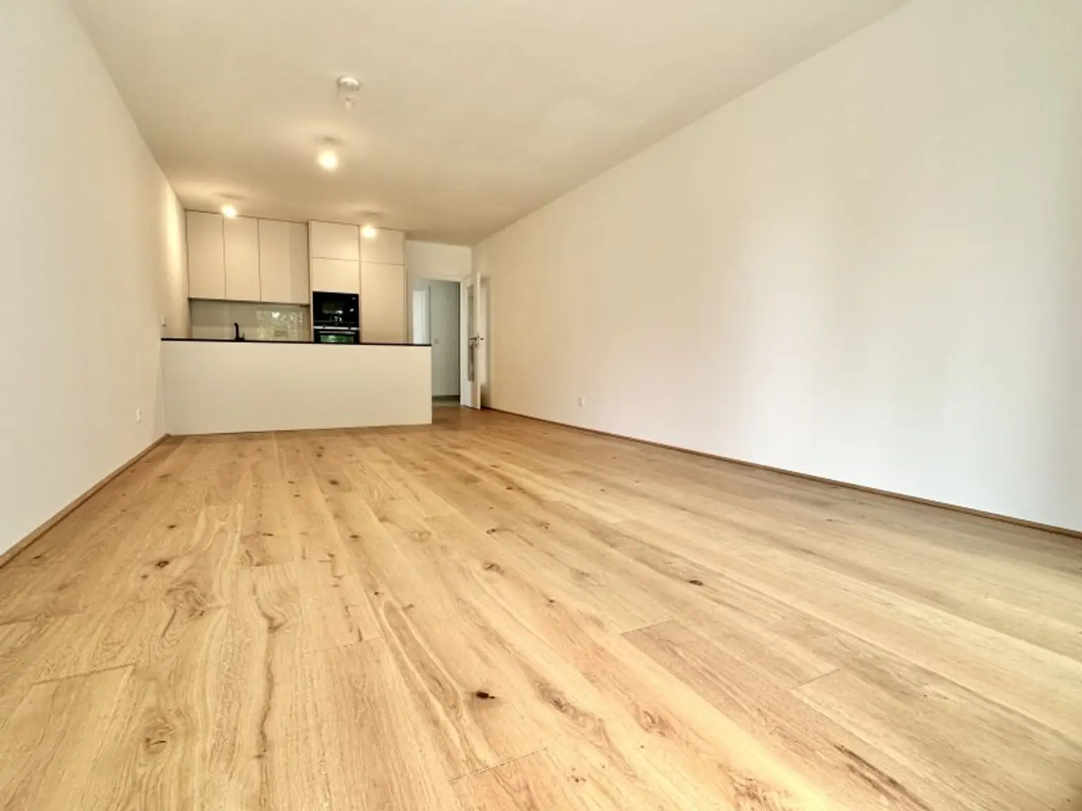 Ihr hochwertiger Erstbezug in U1 Nähe! 2 Terrassen, 2 Badezimmer! Inkl. moderne Markenküche! Provisionsfrei für den Käufer