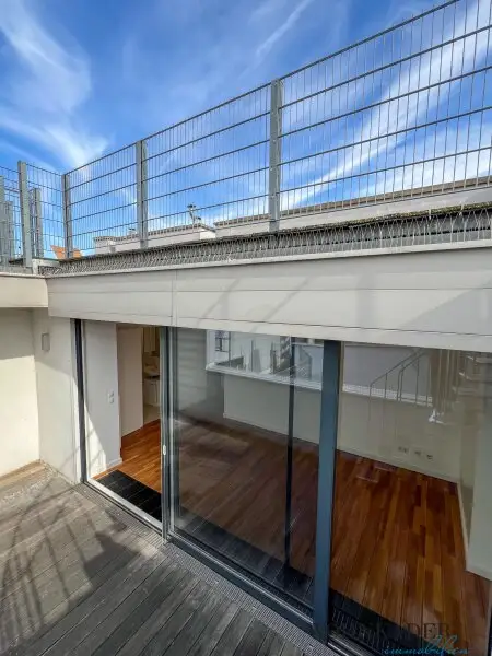 Exklusive 130 m² Dachgeschosswohnung mit Terrasse, Dachterrasse und atemberaubendem Blick auf den Stephansdom