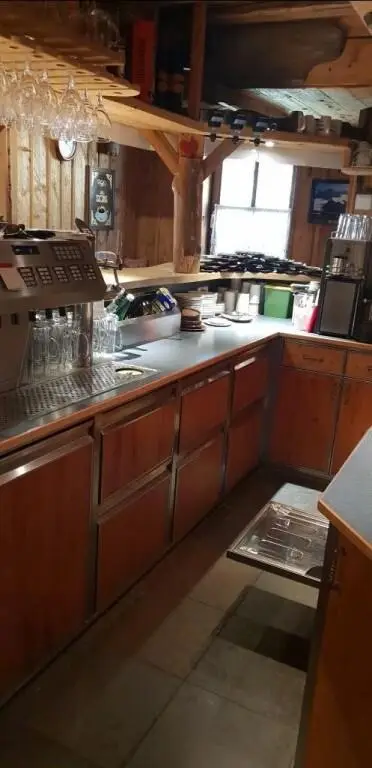 Bar von hinten