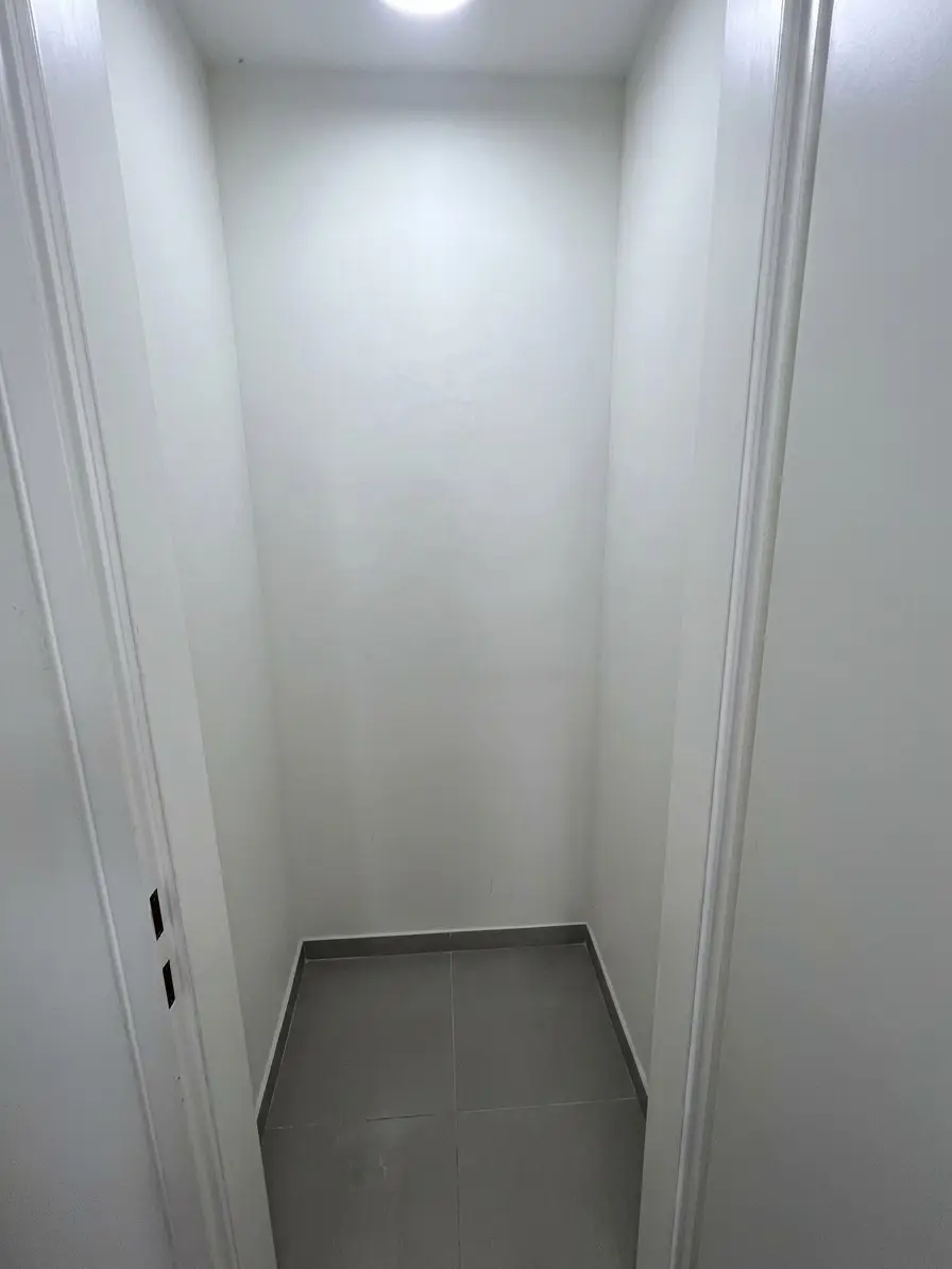 Ansprechende 3-Zimmer-Wohnung in Botschaftsviertel