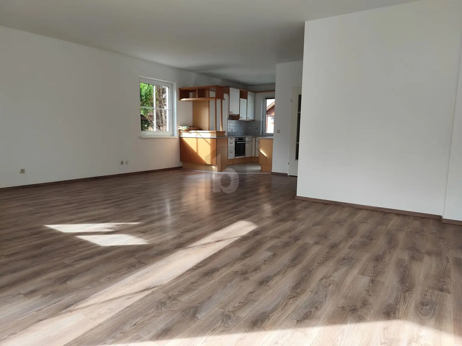 TERRASSENTRAUM! ABSOLUTE RUHE UND DOCH ZENTRAL!