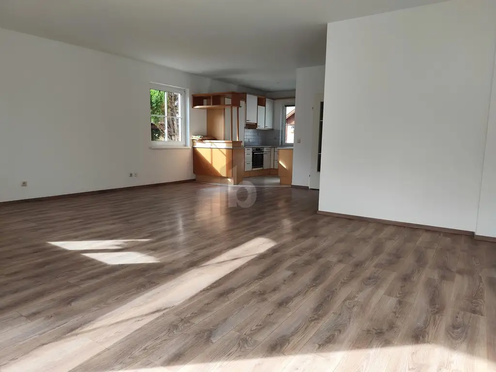 TERRASSENTRAUM! ABSOLUTE RUHE UND DOCH ZENTRAL!