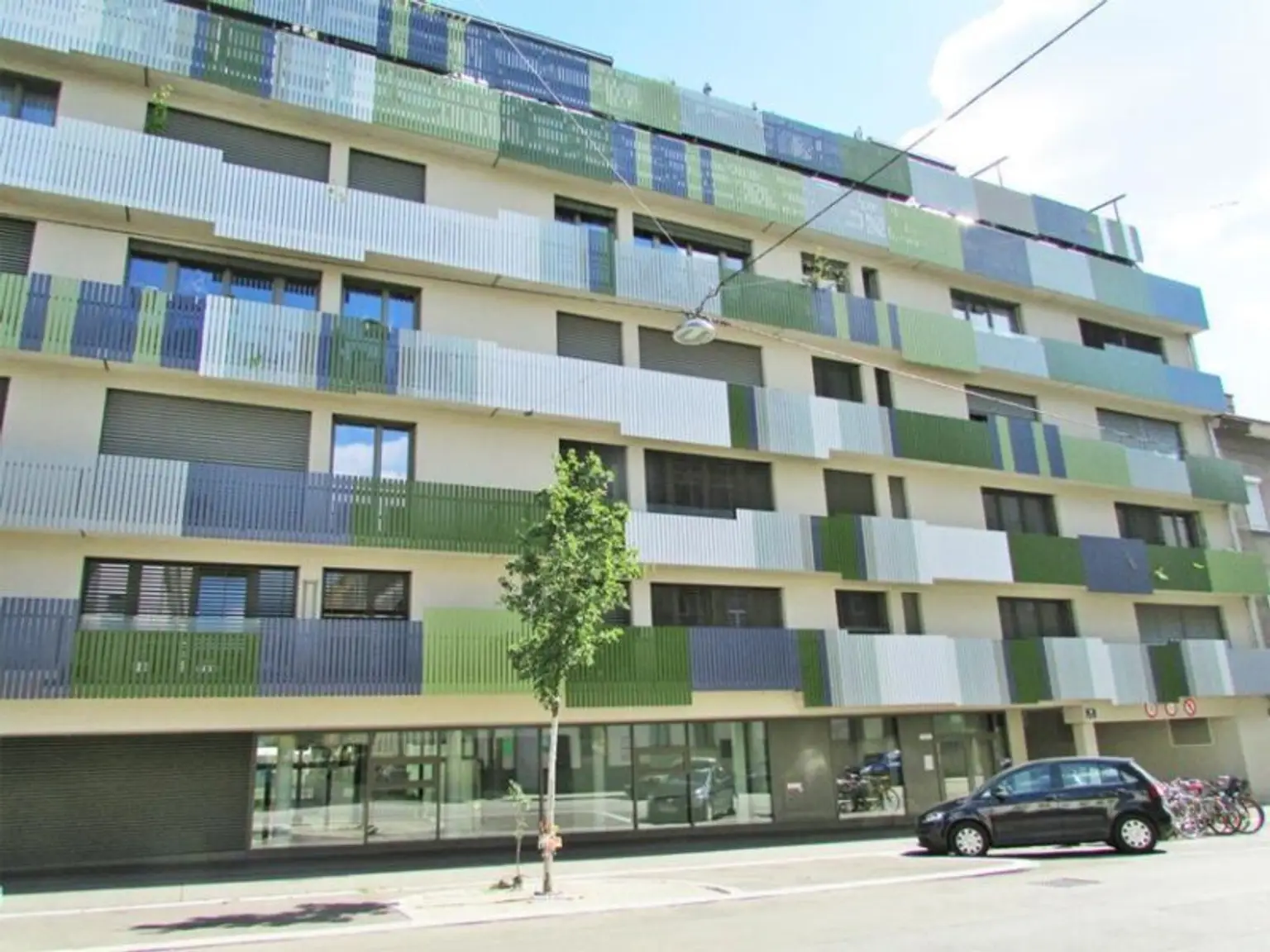 Gepflegte Dachgeschoßwohnung nahe Wilhelminenberg