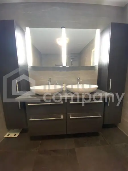 Attraktive Eigentumswohnung im Herzen von Seewalchen am Attersee – Wohnen, wo andere Urlaub machen!