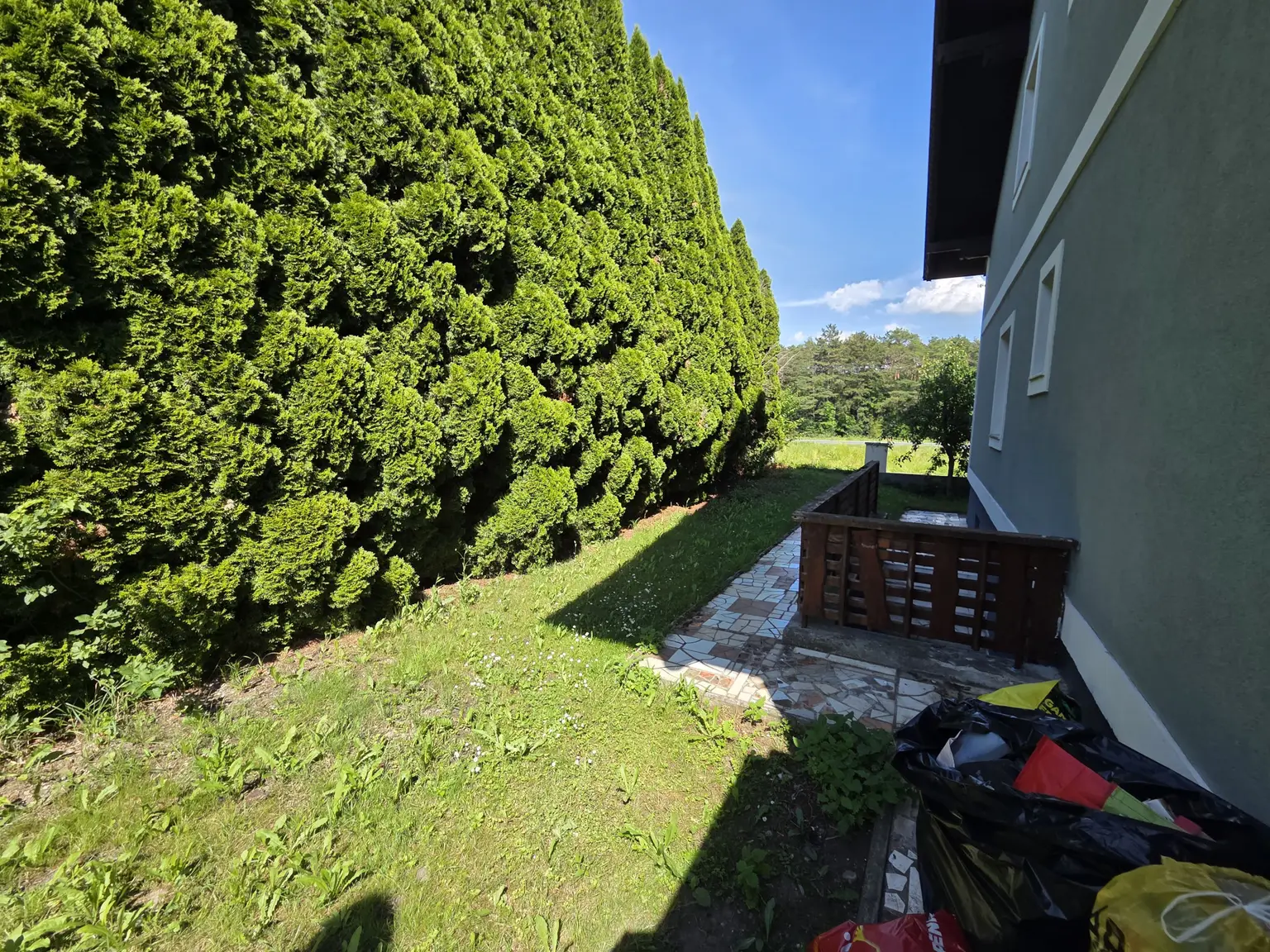 Garten Seitenansicht