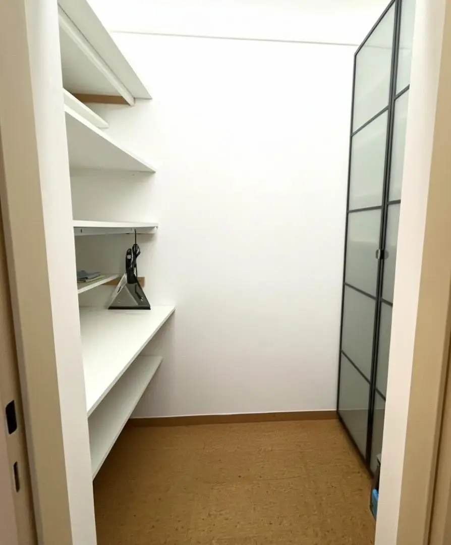 Abstellraum_KI_generiert