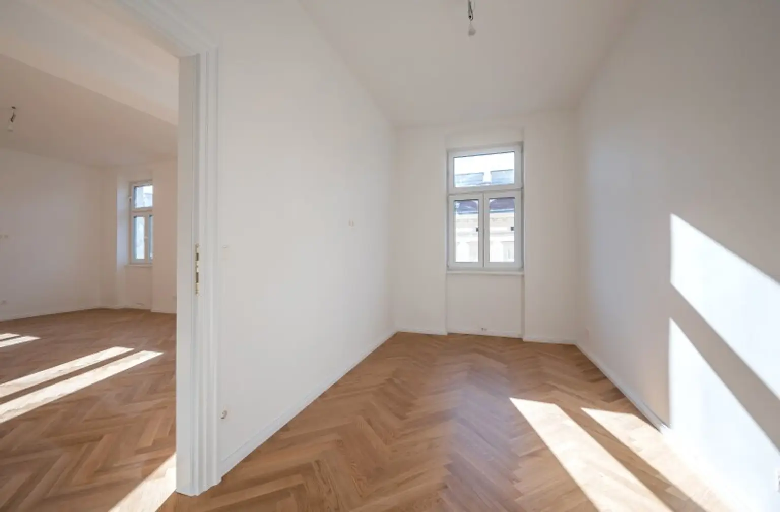 ++NEU++ Fantastische 3-Zimmer Altbauwohnung – Generalsaniert & Stilvoll