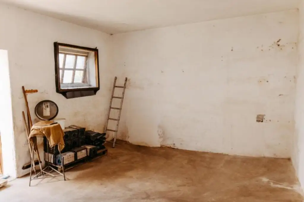 Erleben Sie die  Ausstrahlung. Landhaus in typisch  Weinviertler „L“ Form, bestgepflegt