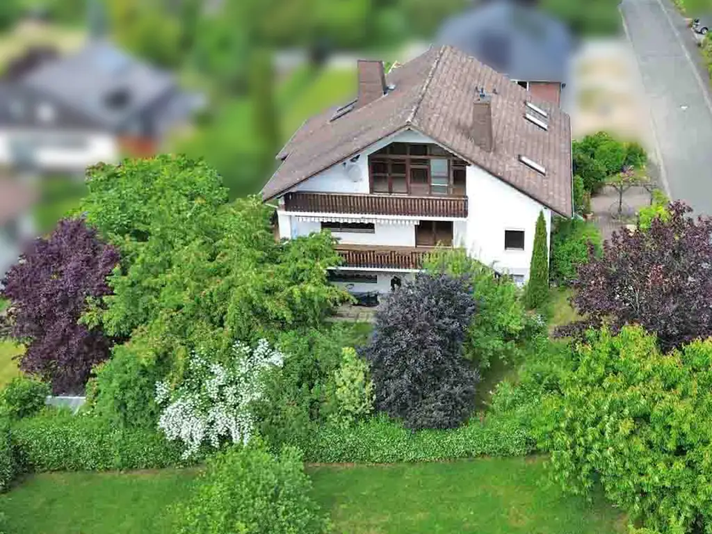 Nobles Einfamilienhaus mit Einliegerwohnung in Traumlage!