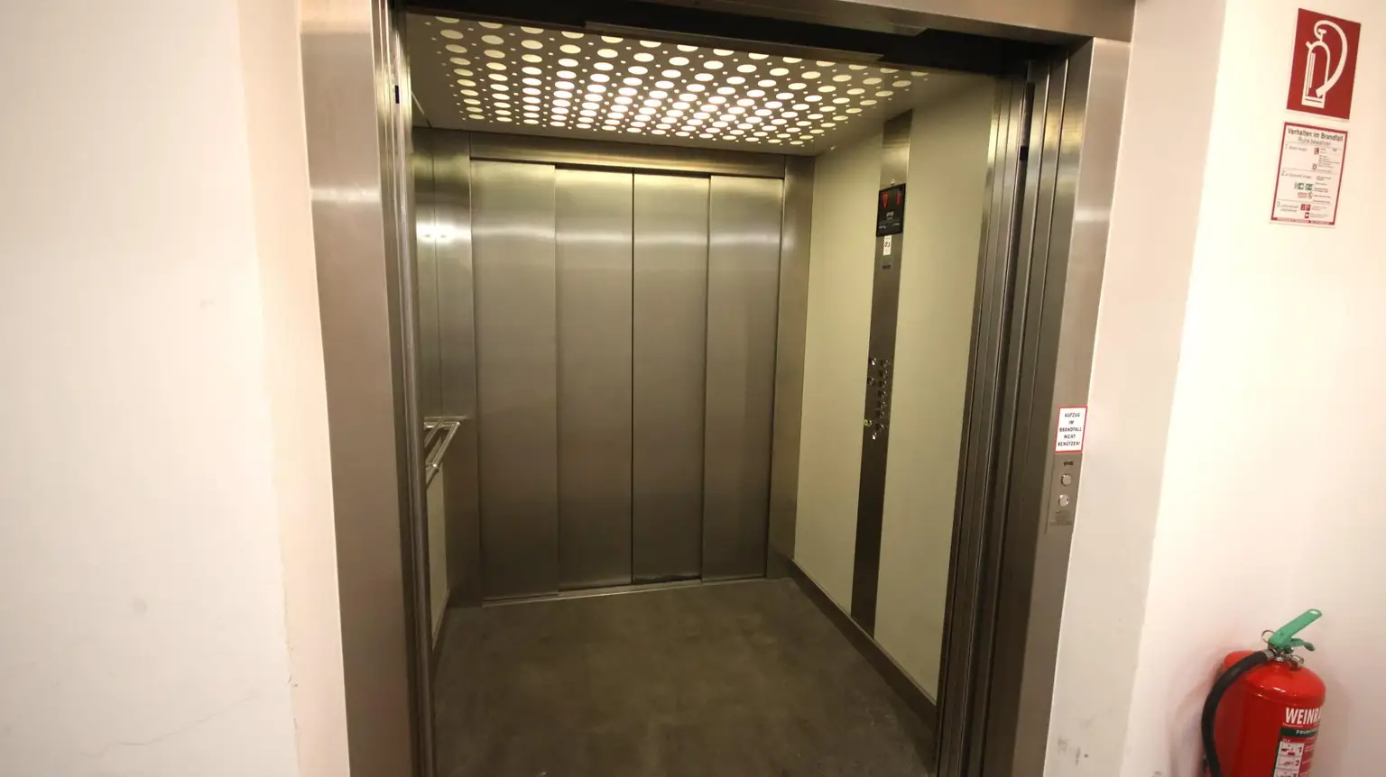 großer Lift
