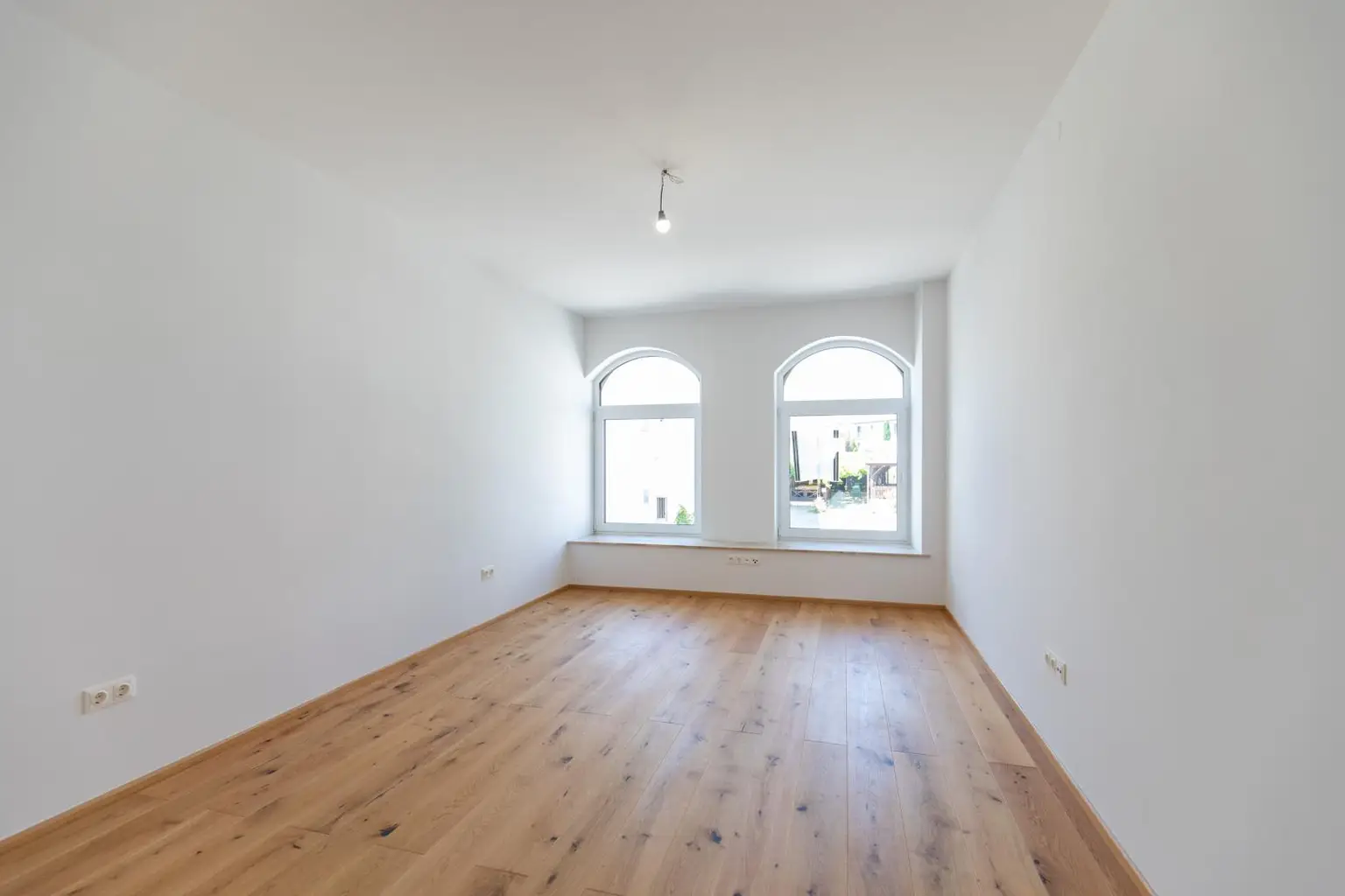 Ankommen & Aufatmen – Modern Wohnen mit Terrasse