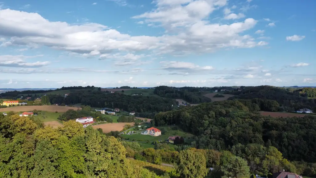 Grundstück für Bauträger oder Sport- und Thermenprojekt. Raum für Ihre Vision.