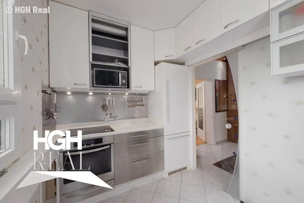 2540 Bad Vöslau Sehr helle und ruhige 4-Zimmer Wohnung mit Loggia am Waldesrand in Thermalbad-Nähe