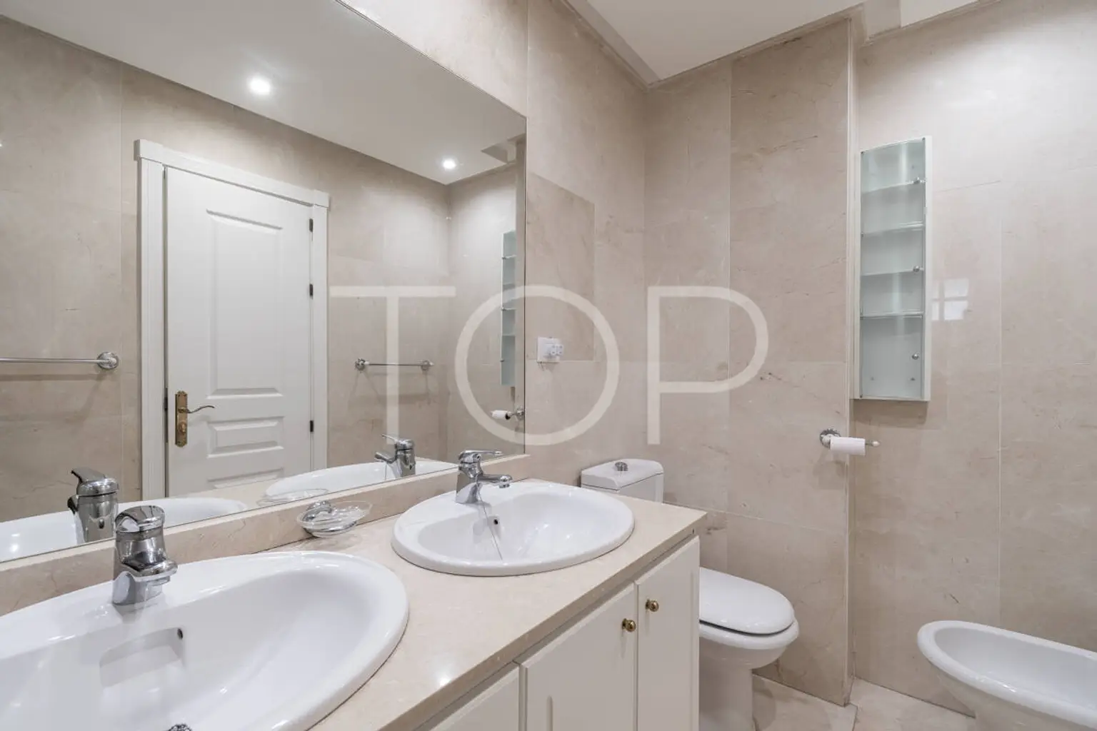 Apartment-El-Duque-xxx-Tenerife-4 (1)