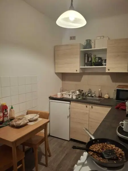 Naschmarktnähe - toller Altbau - viel Potenzial