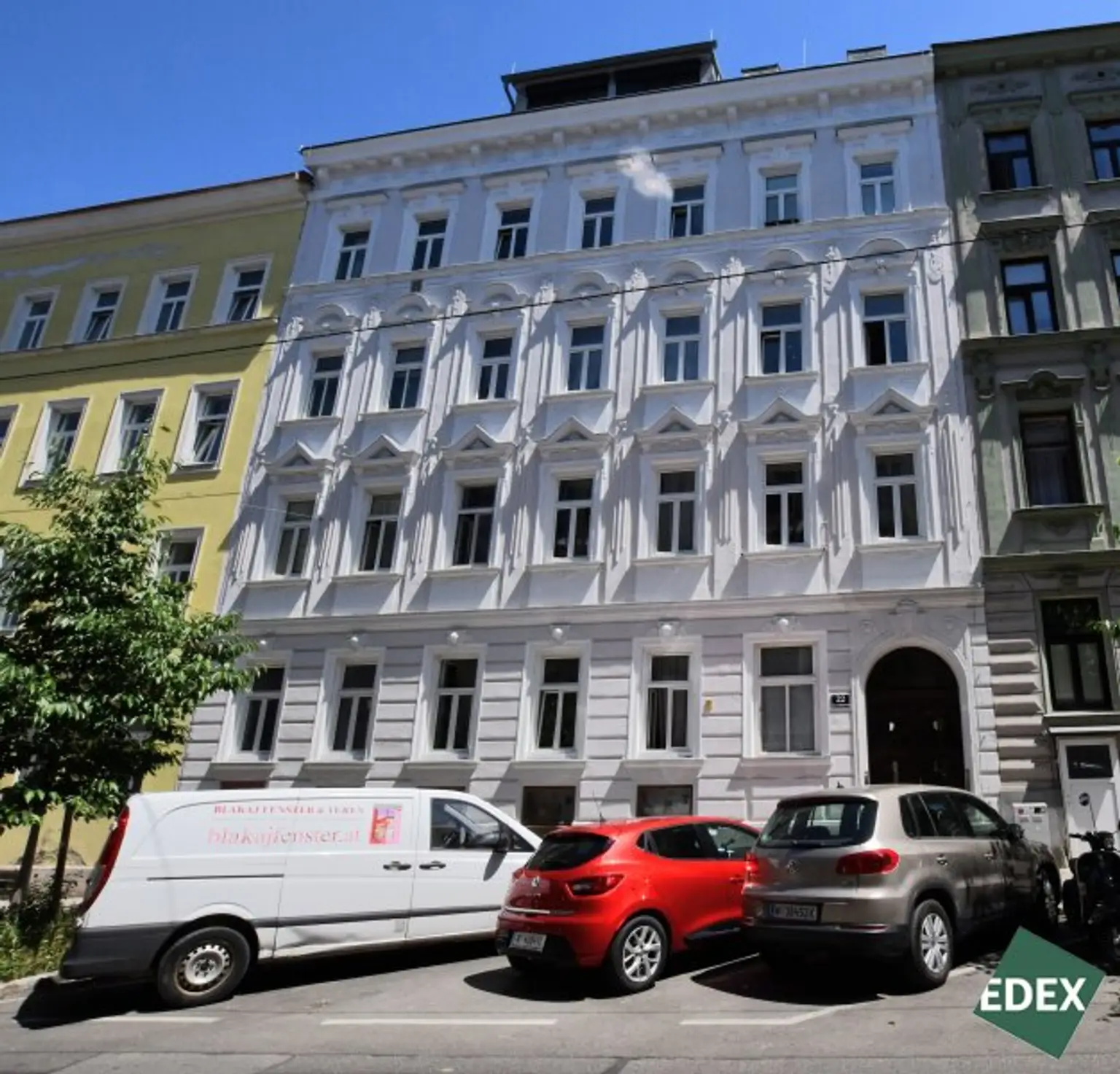 Großes Souterrain mit natürlicher Belichtung