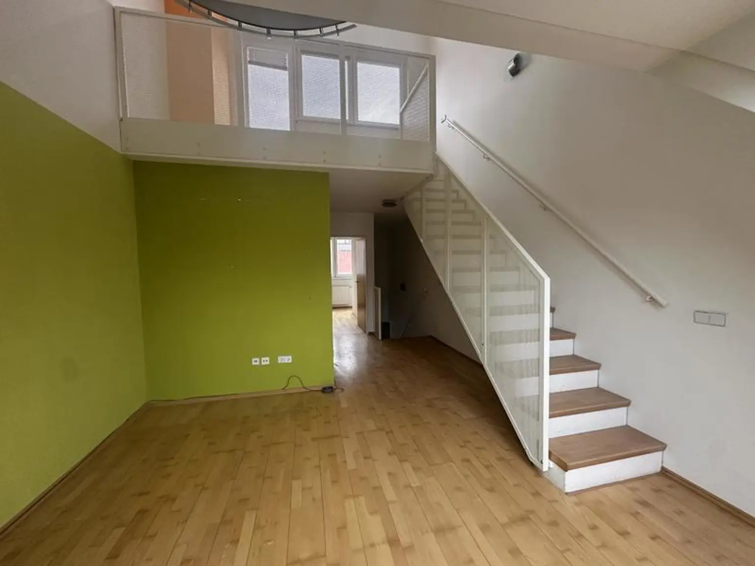 3 Zimmer Eigentum mit Terrasse Nähe Kagraner Platz