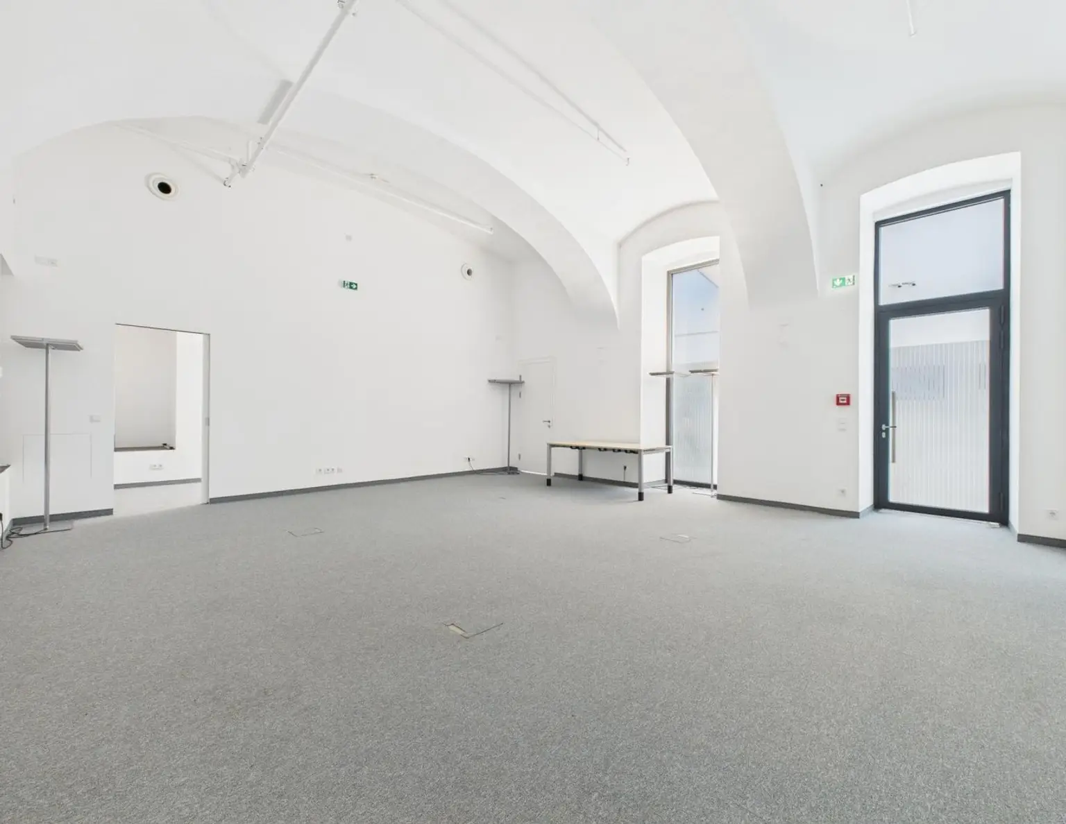 Geschäfts-/Galerie- Bürofläche mit ca. 74 m² in Toplage der Linzer Innenstadt
