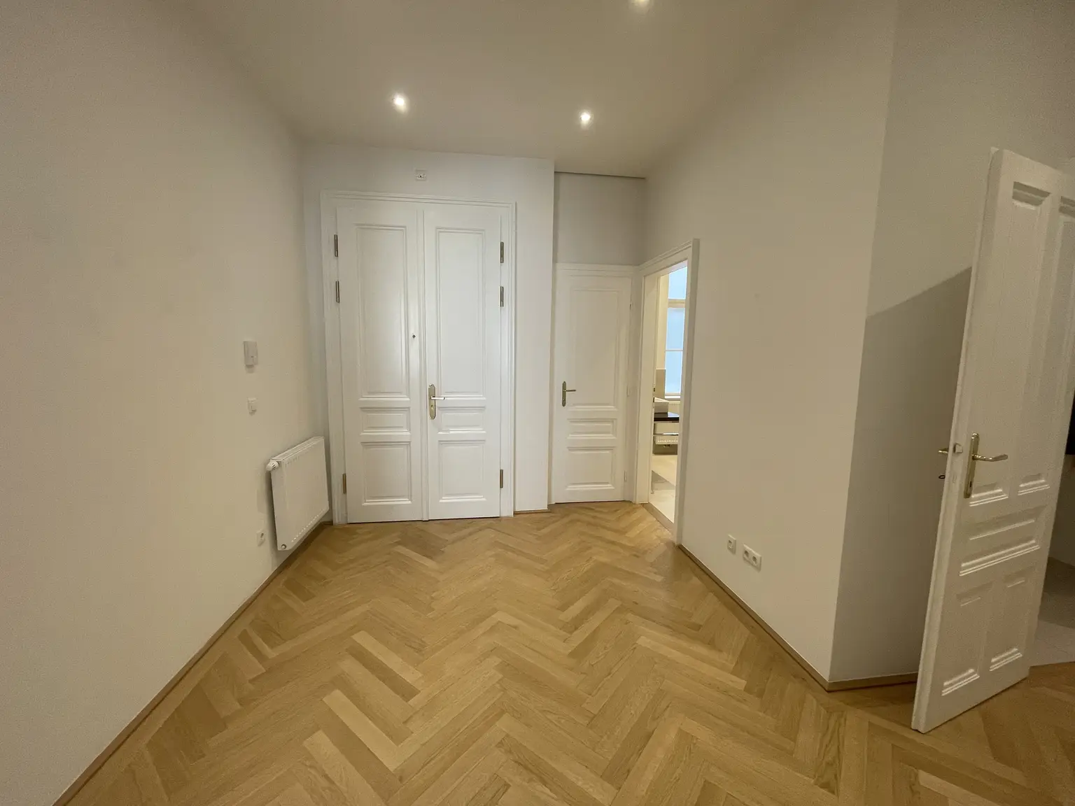 Charmante 4-Zimmer-Altbauwohnung in ruhiger Straße nahe Belvedere