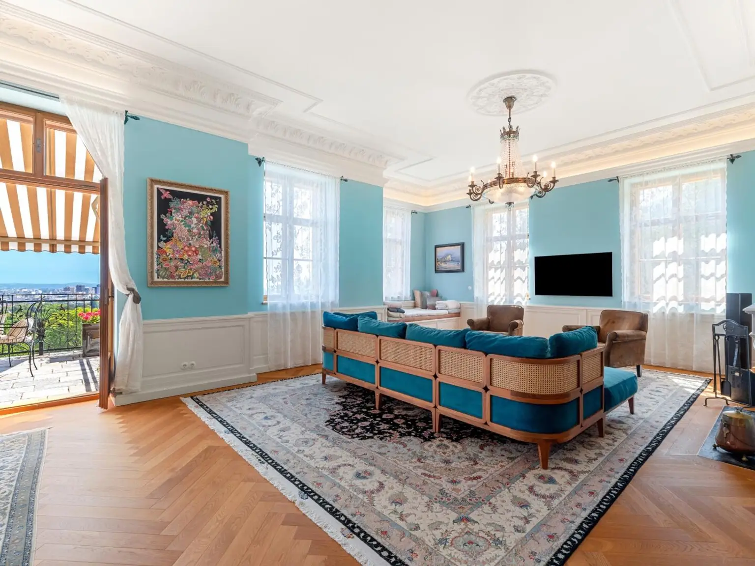 Alt-Eggenberg - Historische Villa mit atemberaubendem Stadt- und Uhrturmblick | Old-Eggenberg - Historic villa with breathtaking views of the city and clock tower