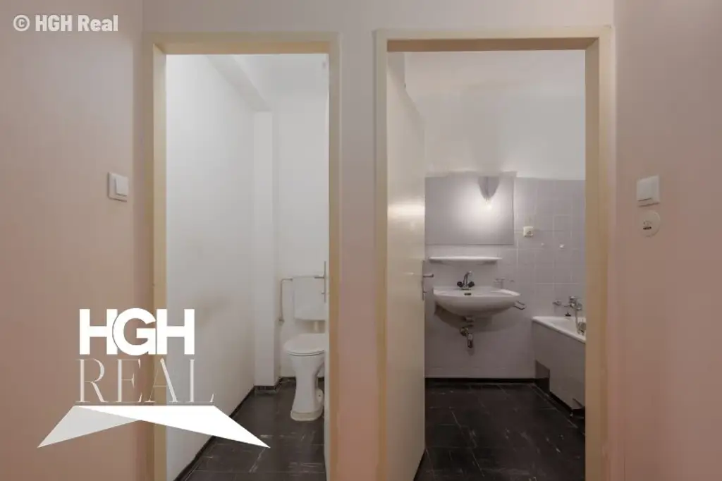 1220 Wien Helle 2-Zimmer Wohnung mit hofseitiger Loggia im 2. Liftstock Nähe U1 mit Potenzial für 3 Zimmer