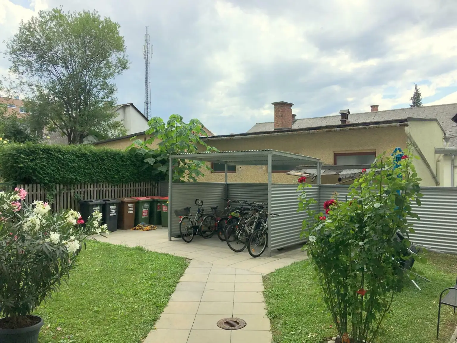 FH NÄHE: Ruhige Garconniere, hochwertig ausgestattet
