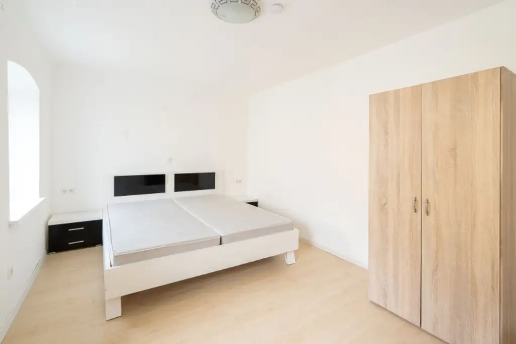 Neuhofen an der Krems, Haus mit Kleinwohnungen und Zimmer zu kaufen! PROVISIONSFREI