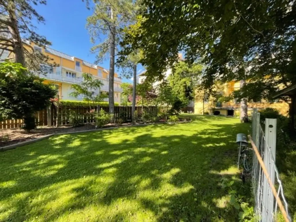 Majestätische VILLA mit 2 separaten WOHNEINHEITEN, Zusatz-Gebäude-ANLEGERWOHNUNG und herrlichen GARTEN-Grünruhe-OASE - absolutes Unikat - BADEN!