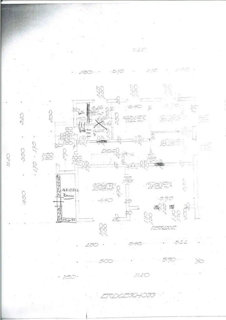***NEUER PREIS*** Gepflegtes Mehrfamilienhaus inmitten von Wels mit ca. 270 m² Wohnfläche aufgeteilt auf 3 Wohneinheiten