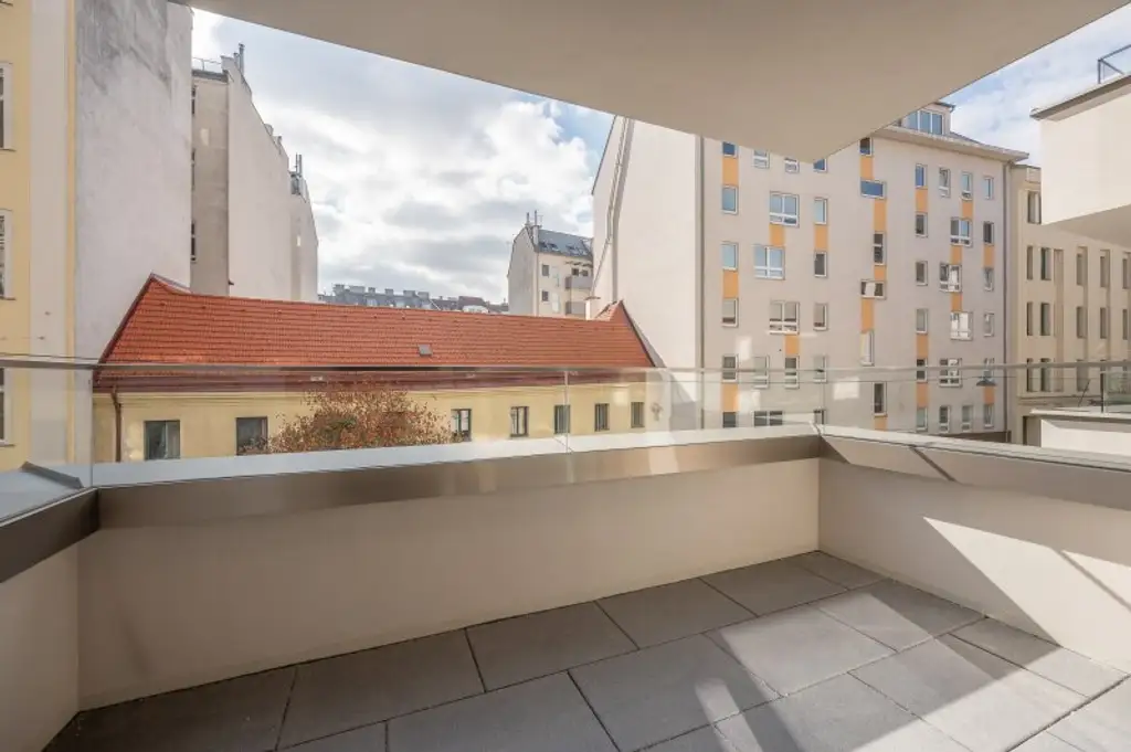++MOLLARD 50++ Moderne 2-Zimmer-Wohnung mitten im Herzen der Stadt (1/10)
